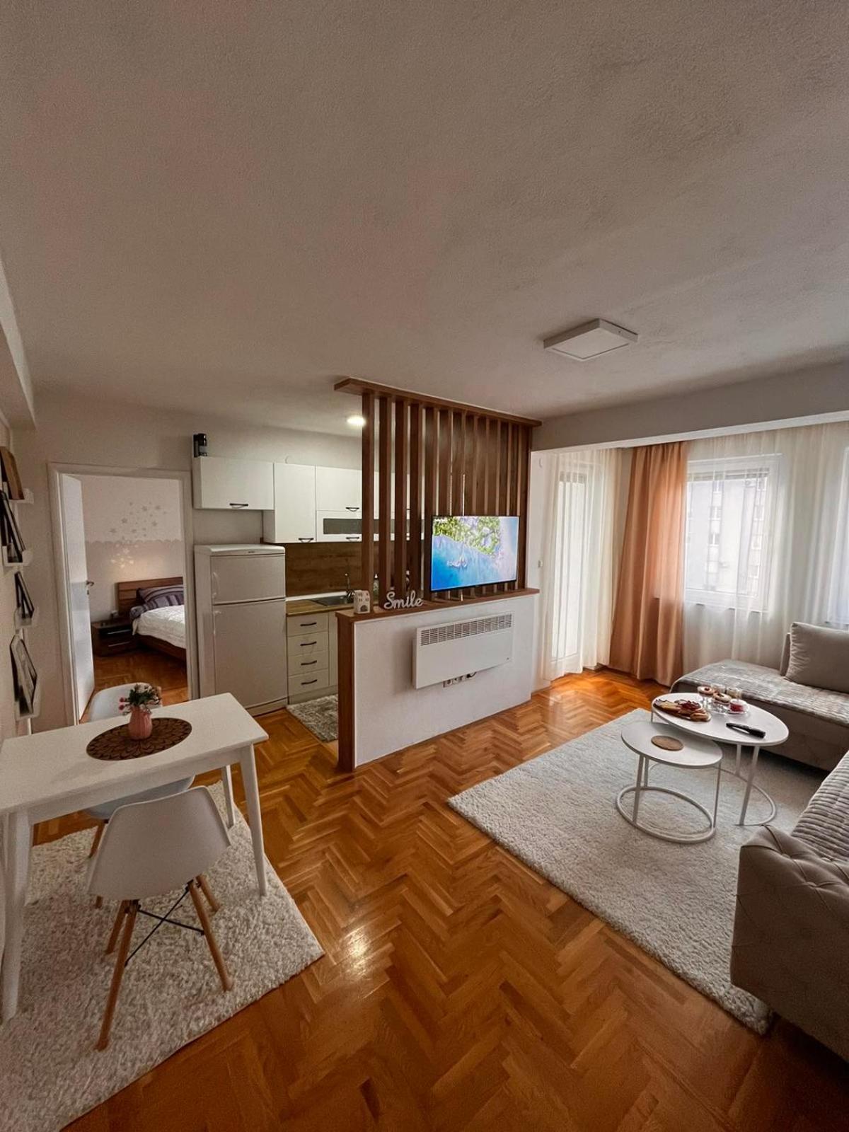 Holiday Konjic Apartment ภายนอก รูปภาพ
